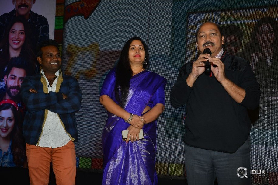 F2-Movie-Pre-Release-Function